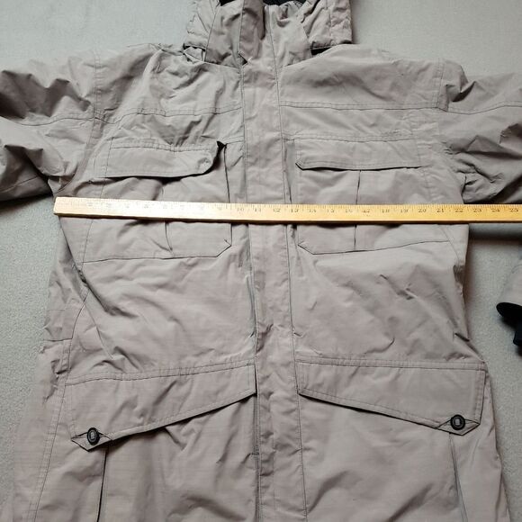 Mountain Equipment Coop hooded winter coat - Picture 15 of 16